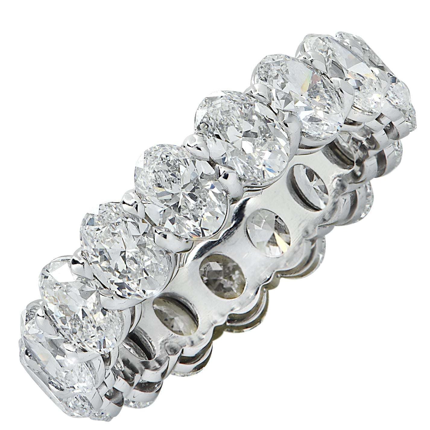 Vivid Diamonds 4.50 Carat Platinum Eternity Band featuring 19 oval diamonds, showcasing the brilliance and clarity of VVS-VS stones in a luxurious setting.