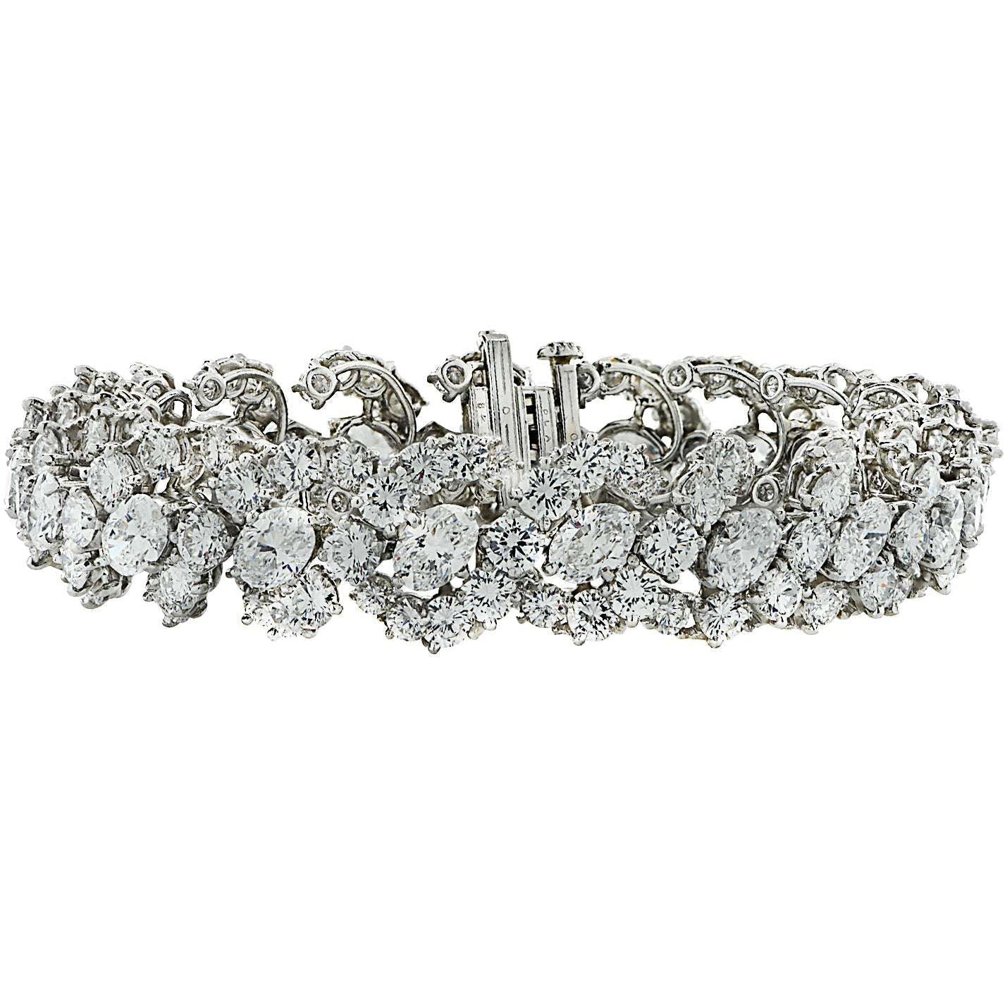 Oscar Heyman 29.41 Diamond Bangle Bracelet Circa 1963 -V37155 Vivid Diamonds