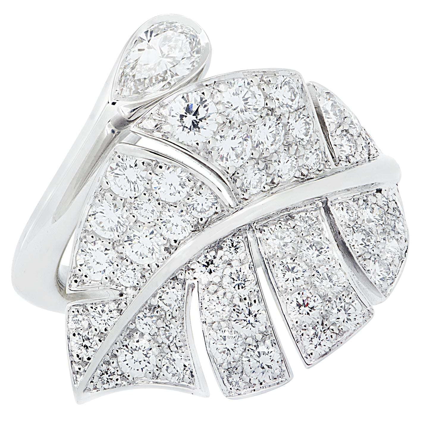 Van Cleef & Arpels Diamond Virevolte Between the Finger Leaf Ring -V46470 Vivid Diamonds