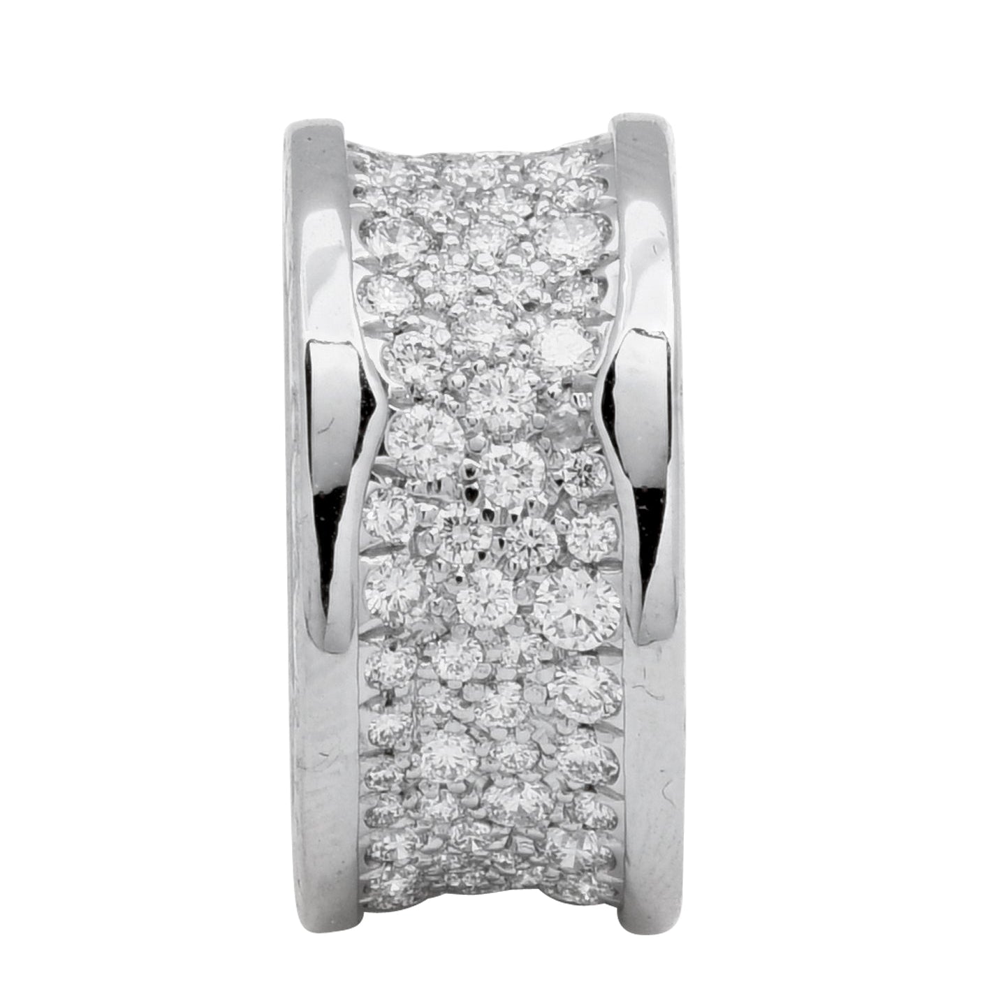 Stunning side view of Bvlgari BZero Diamond Ring, adorned with 2.24ct Round Brilliant Diamonds set in 18K White Gold, a masterpiece by Vivid Diamonds.