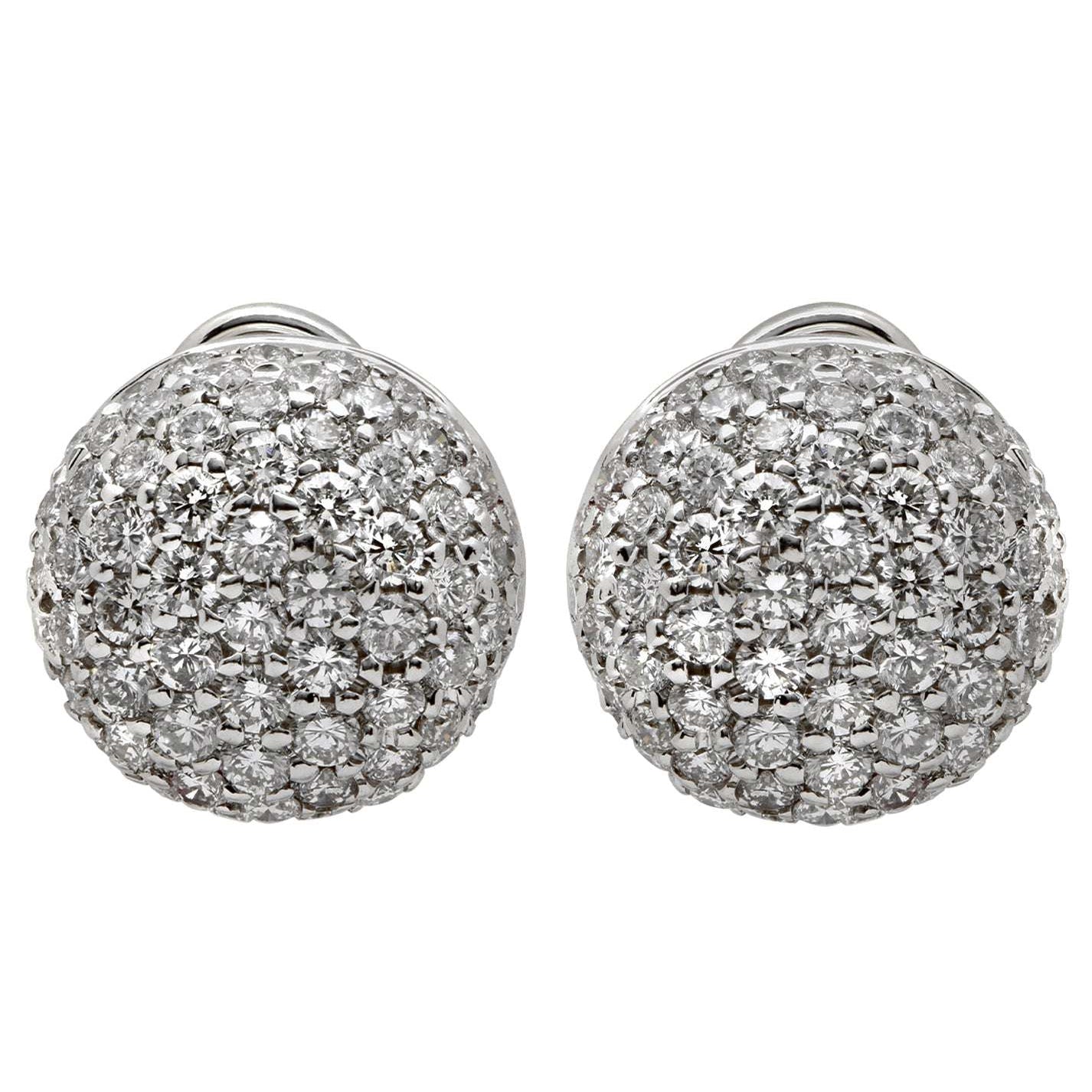 Elegant pair of 3.50 Carat Round Diamond Stud Earrings in 18k White Gold with Pavé Setting by Vivid Diamonds, demonstrating radiant sparkle and timeless beauty.