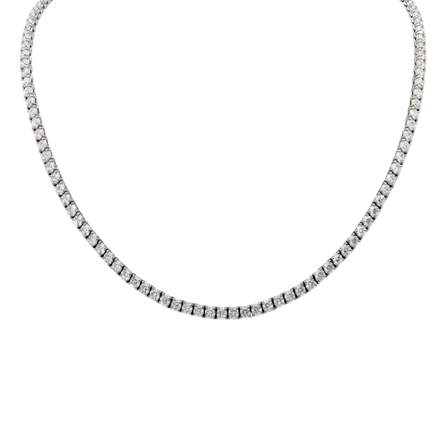 Luxurious 14K White Gold 12.18ct Diamond Riviere Necklace featuring 125 Round Brilliant Diamonds by Vivid Diamonds, showcasing an exquisite design that epitomizes elegance.