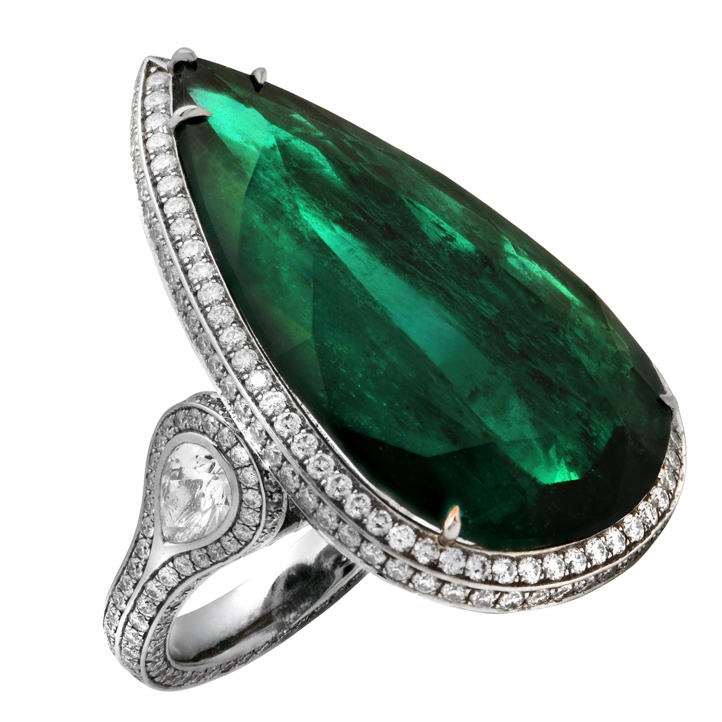 20.47ct Emerald & Diamond Platinum Ring – V49962 Vivid Diamonds