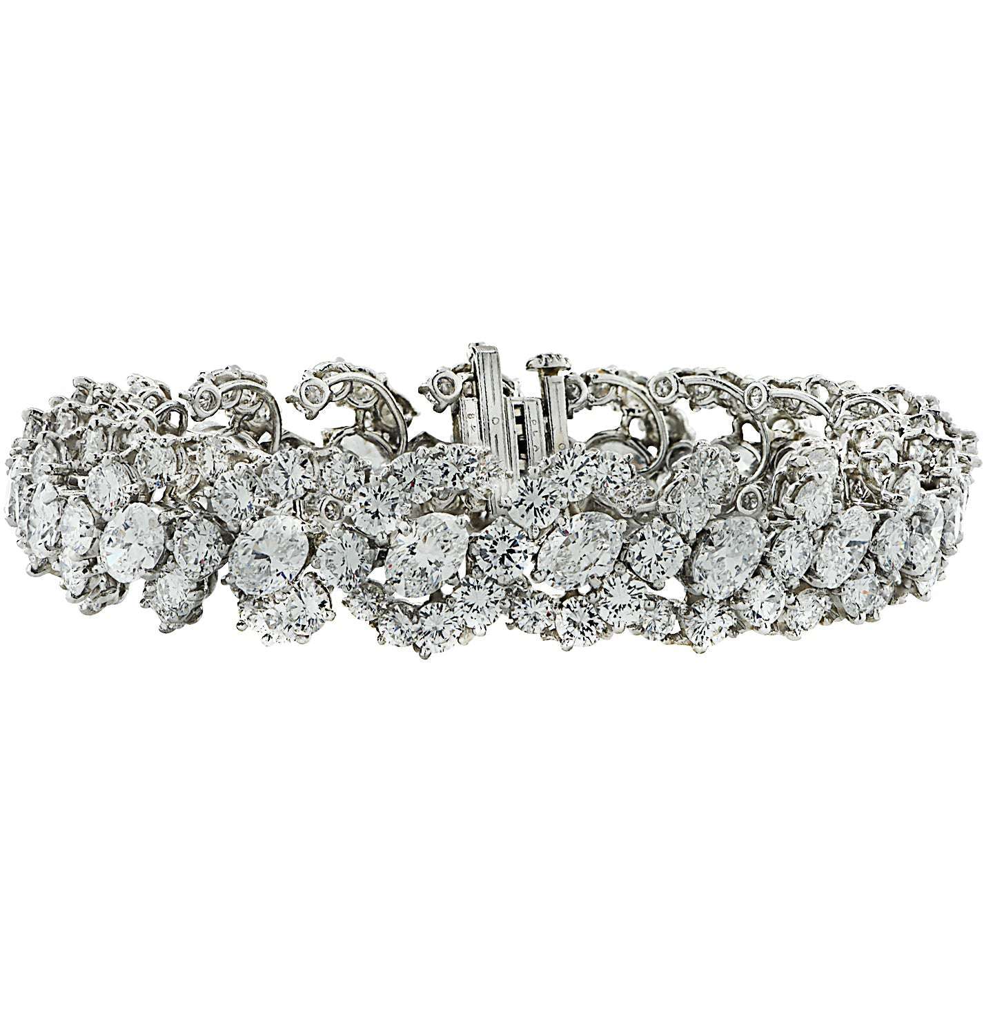 Oscar Heyman 29.41 Diamond Bangle Bracelet Circa 1963 -V37155 Vivid Diamonds