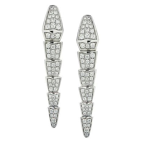 The Timeless Elegance of Diamond Earrings: A Vivid Diamonds Comprehensive Guide