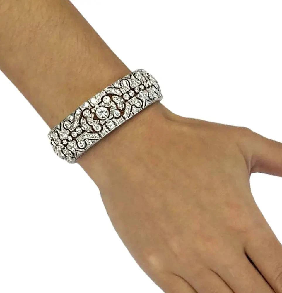 Circa 1920’s Art Deco 21.83 Carat Diamond Bracelet -V41581 - Vivid Diamonds