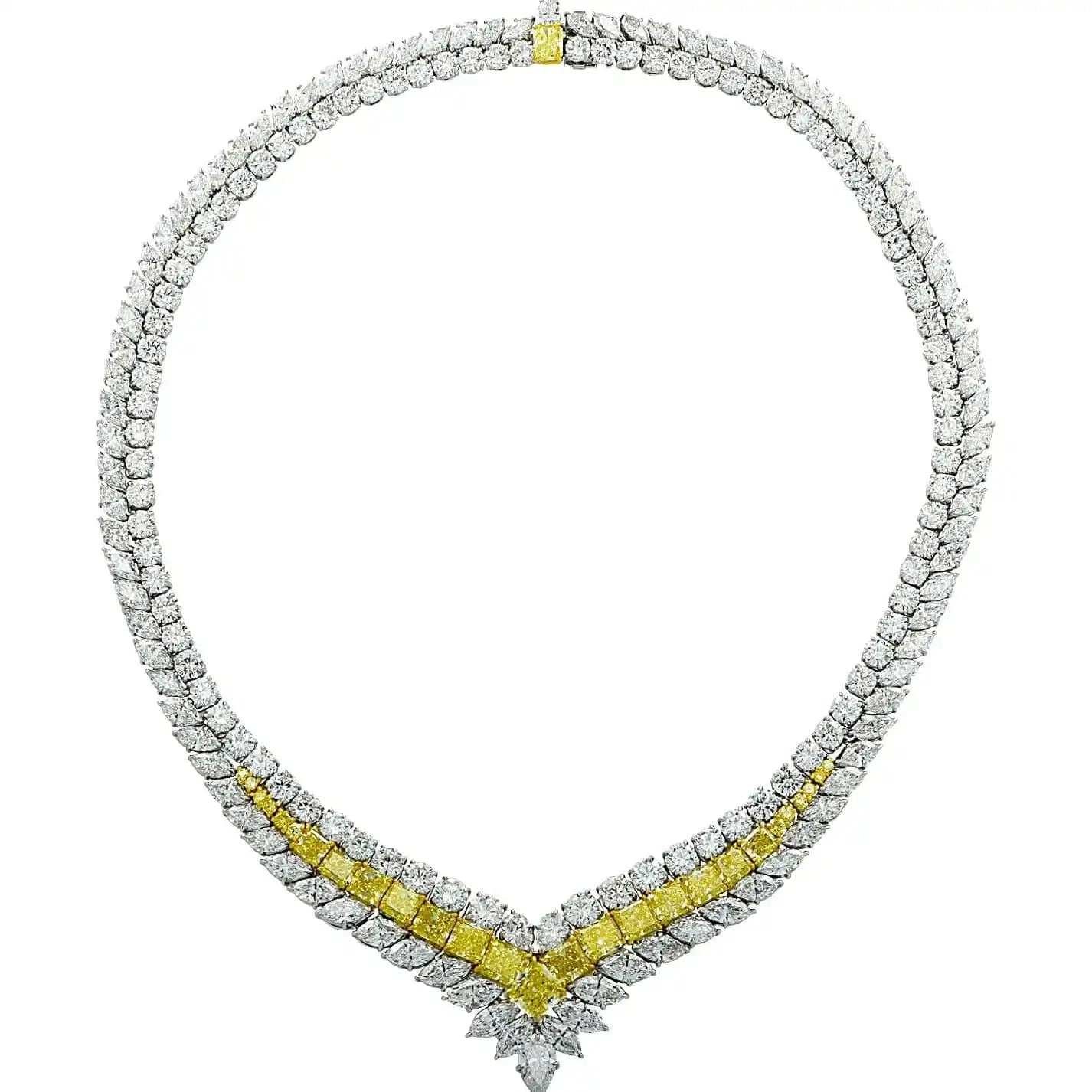 Diamond and yellow diamond necklace.