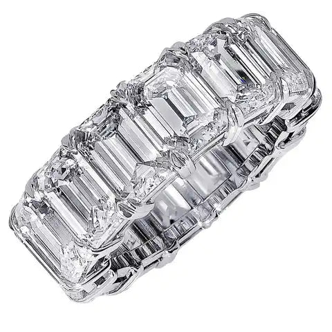 Emerald-cut diamond eternity band.