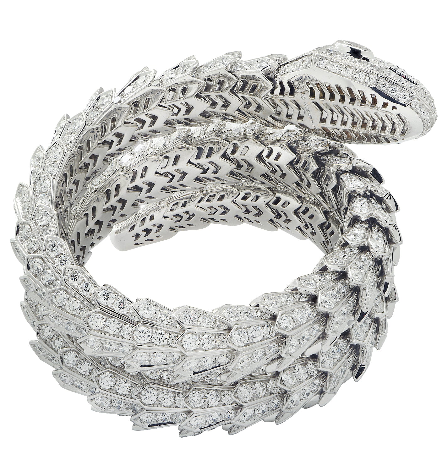 White gold Serpenti Viper Bracelet with 5.02 ct Diamonds | Bulgari Official  Store